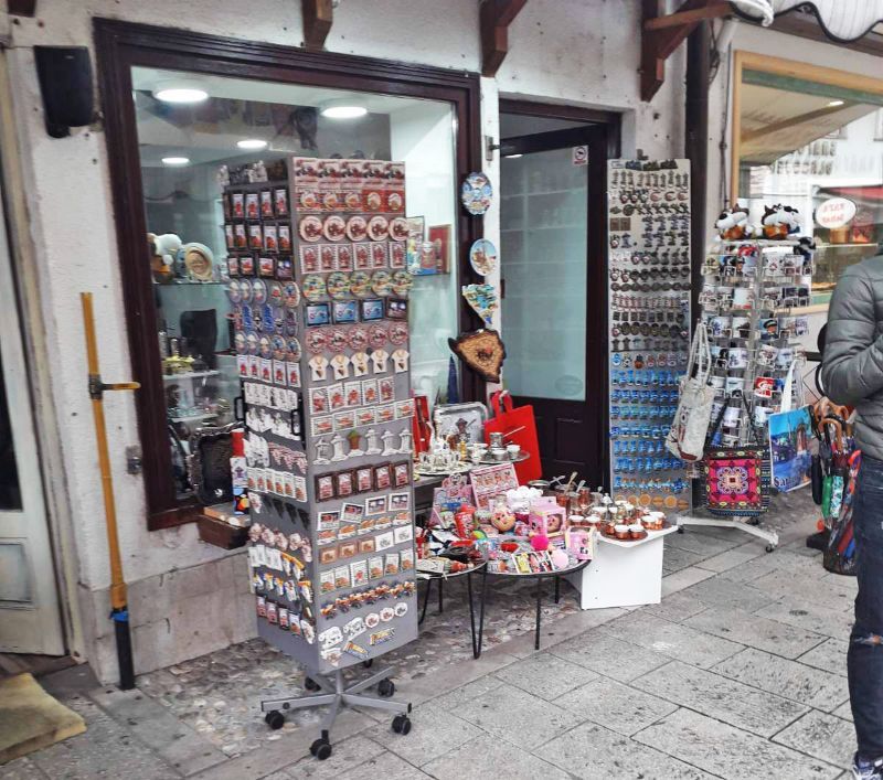 Suvenir Shop Džeko